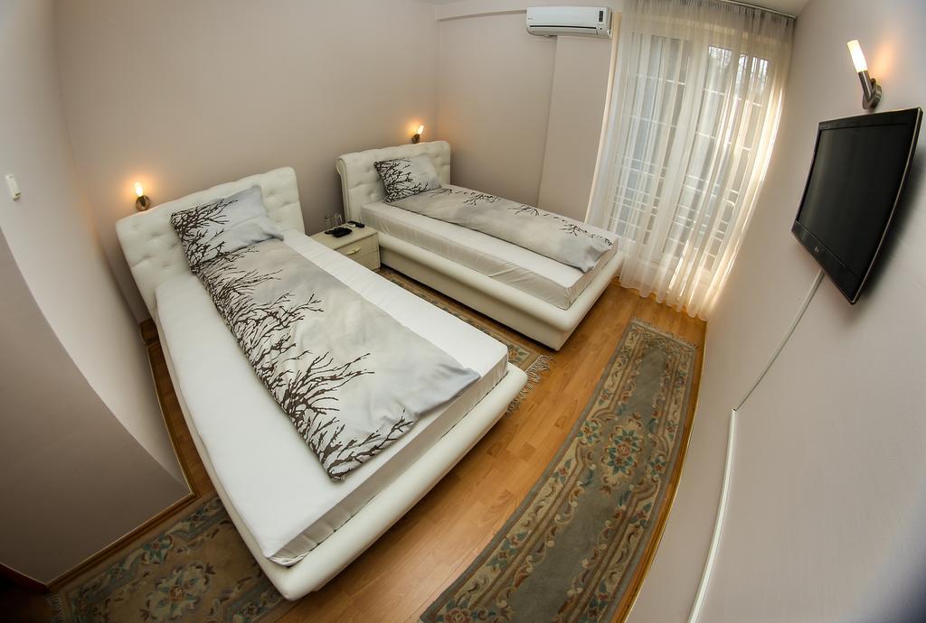 Hotel Fontana ゼニツァ 部屋 写真
